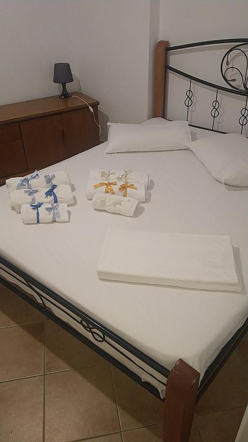 Το Πετρινο Villa Agia Marina Mikrolimanou Екстериор снимка