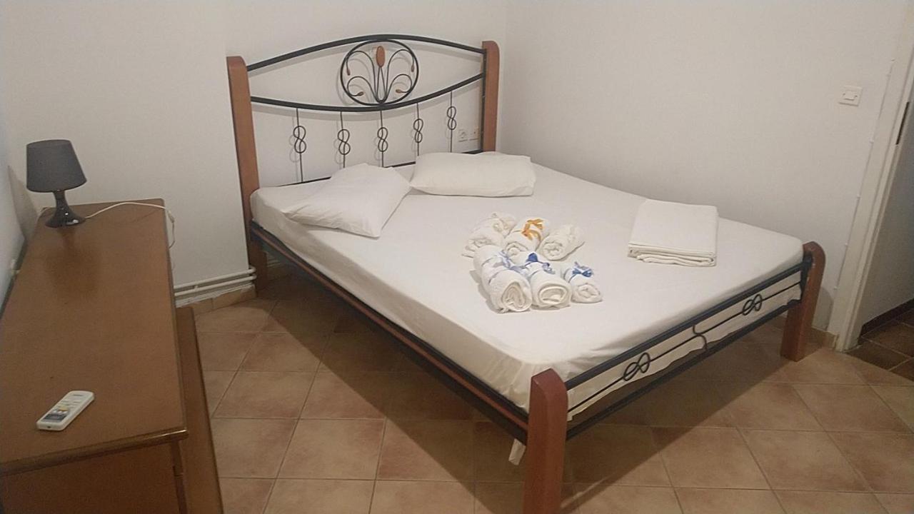 Το Πετρινο Villa Agia Marina Mikrolimanou Екстериор снимка